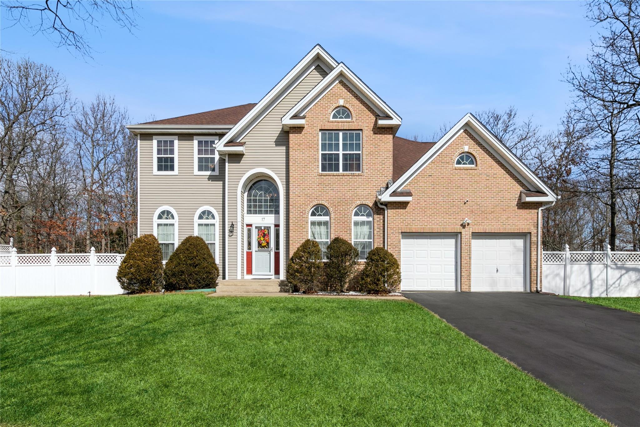 17 Independence Way, Miller Place, New York image 1