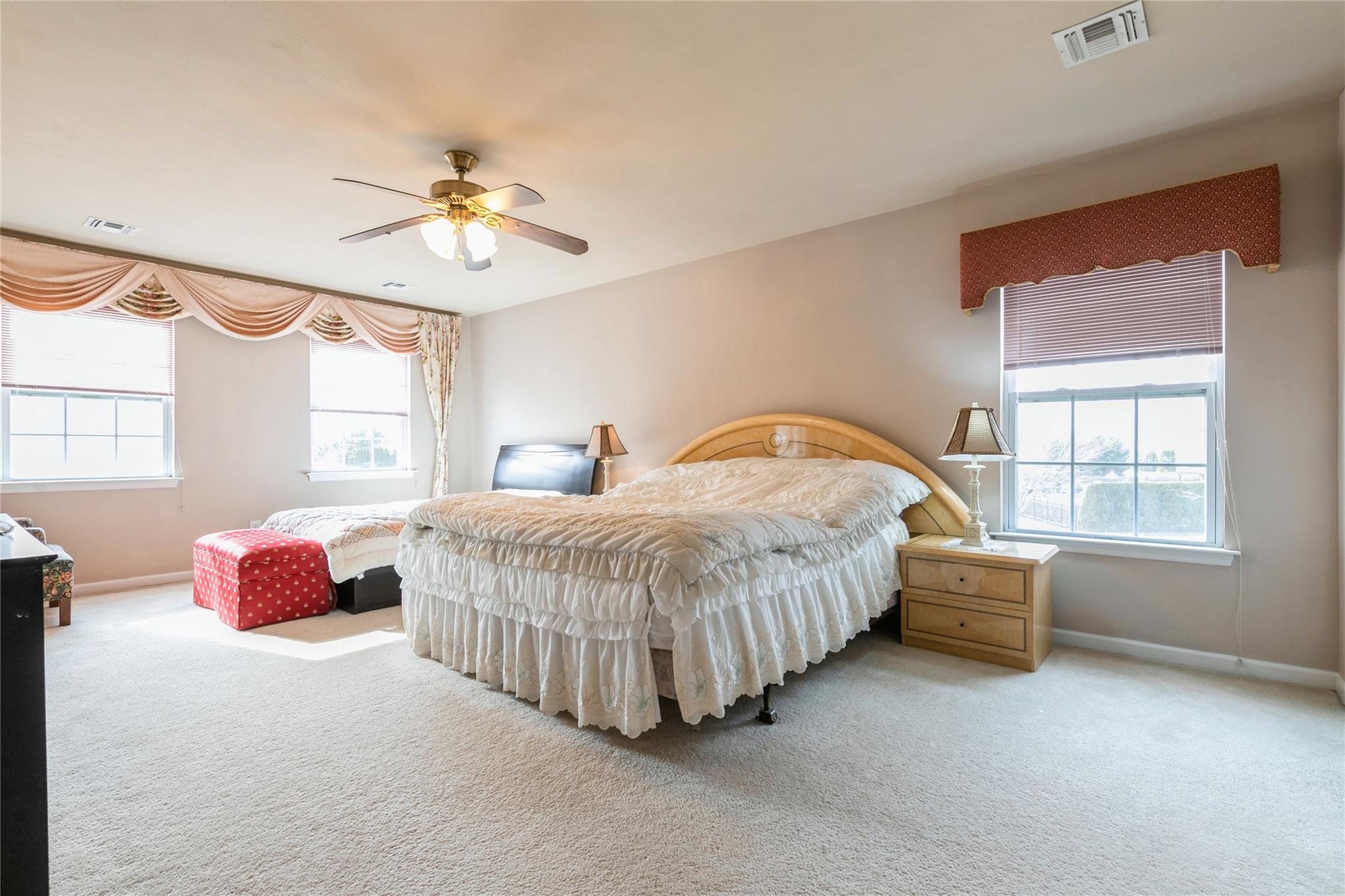 17 Independence Way, Miller Place, New York image 12
