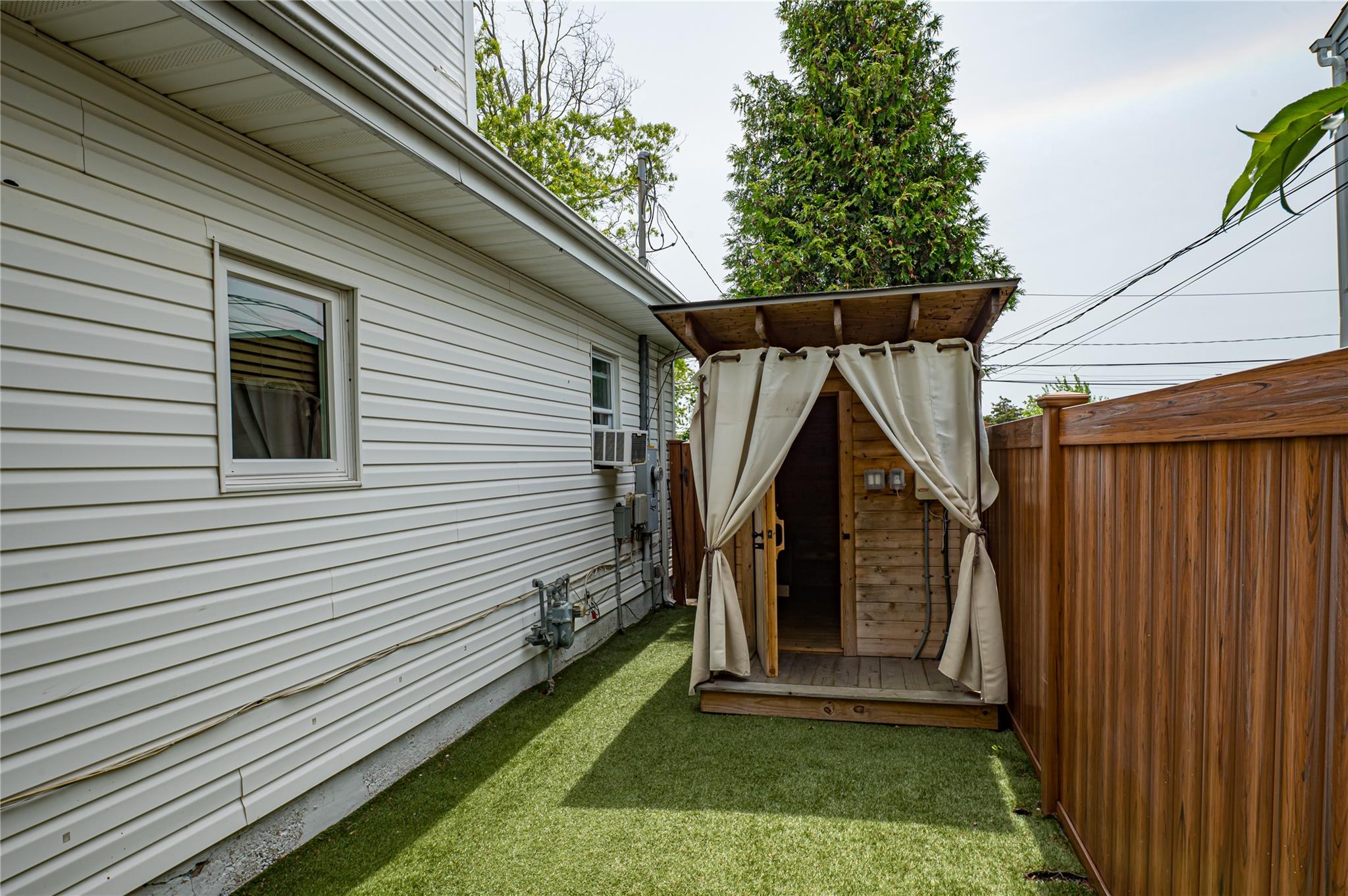 58 W Lido Prom, Lindenhurst, New York image 28