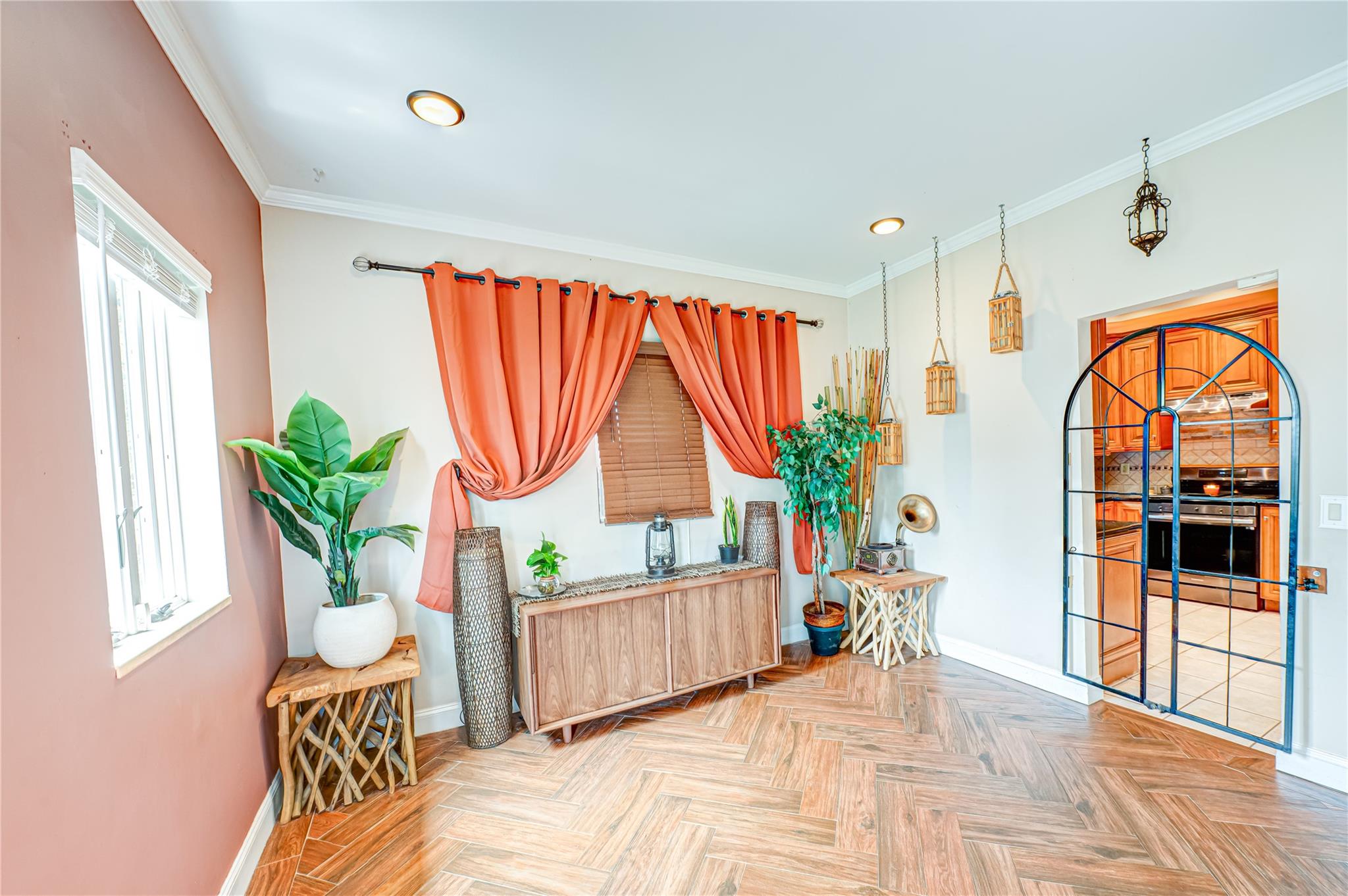 58 W Lido Prom, Lindenhurst, New York image 4