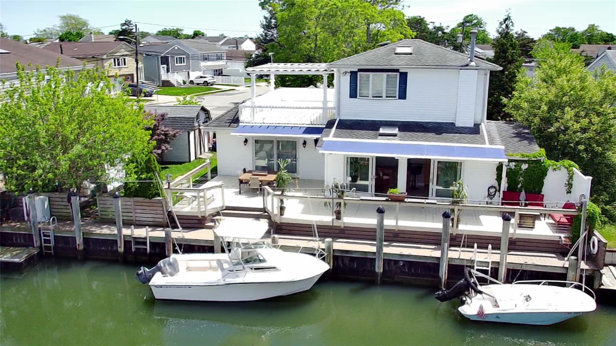 58 W Lido Prom, Lindenhurst, New York image 19