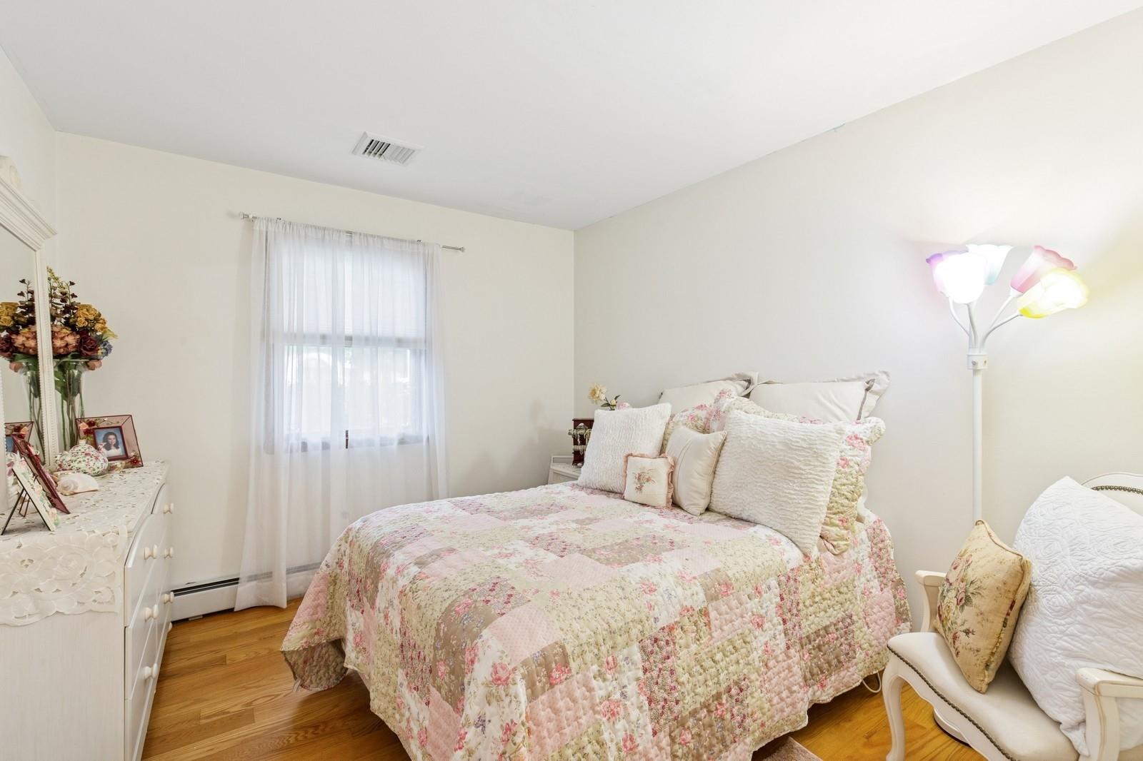 22 Ridge Road, Shirley, New York image 20