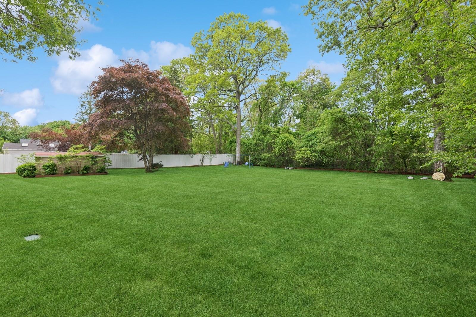 22 Ridge Road, Shirley, New York image 34