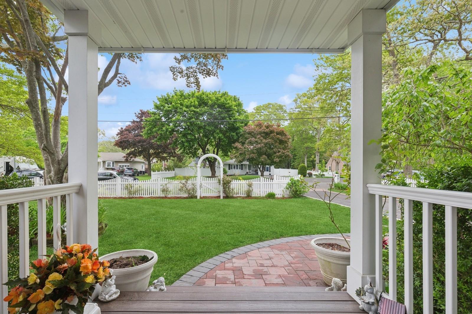 22 Ridge Road, Shirley, New York image 42