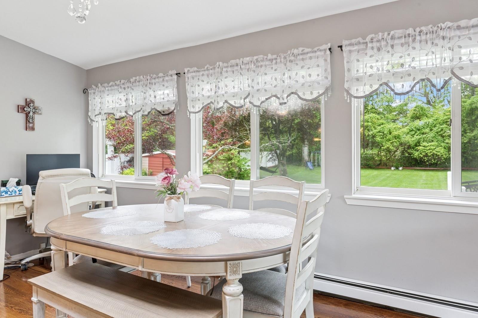 22 Ridge Road, Shirley, New York image 12