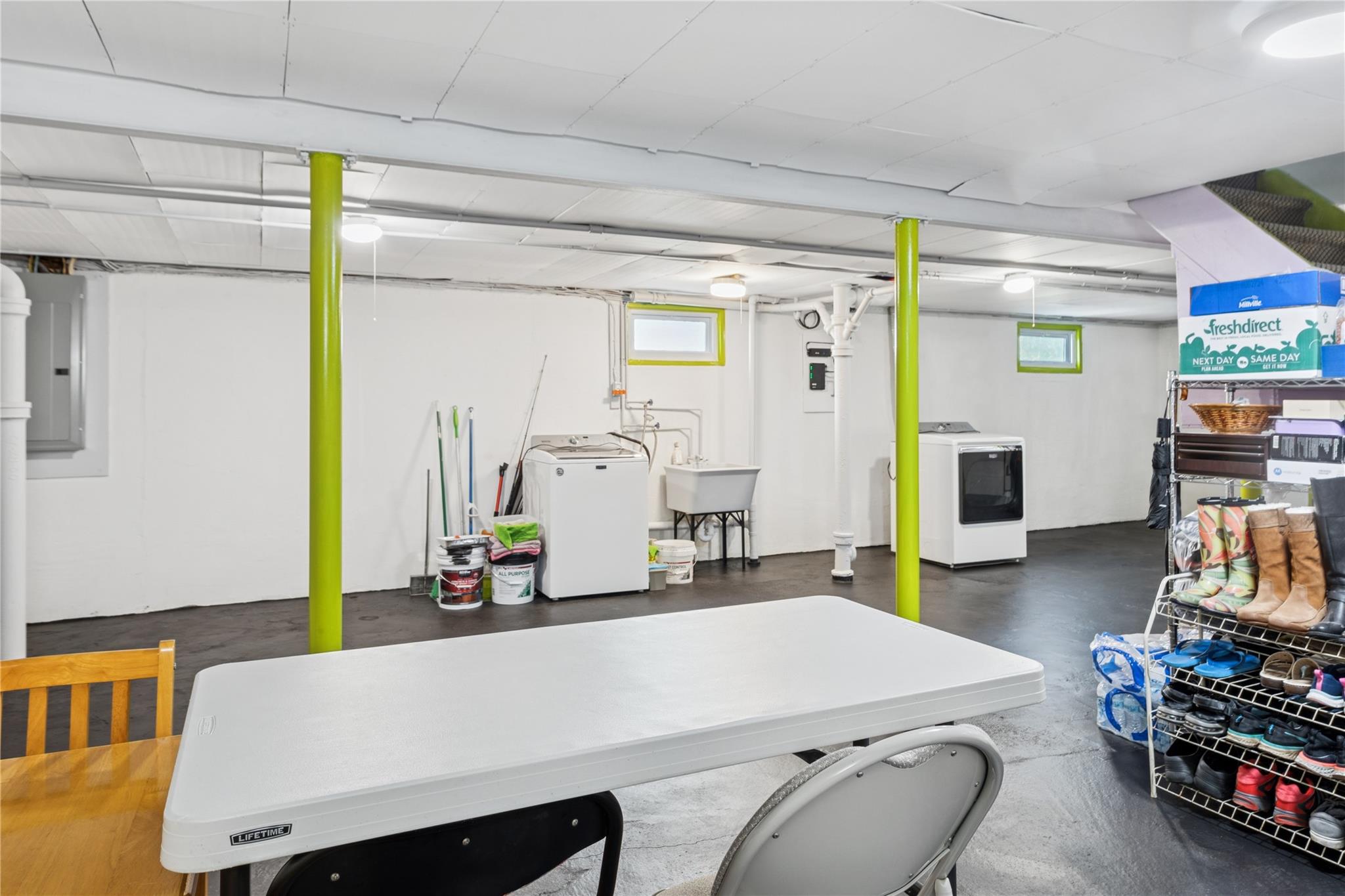 4 N 10th Street, New Hyde Park, New York image 33