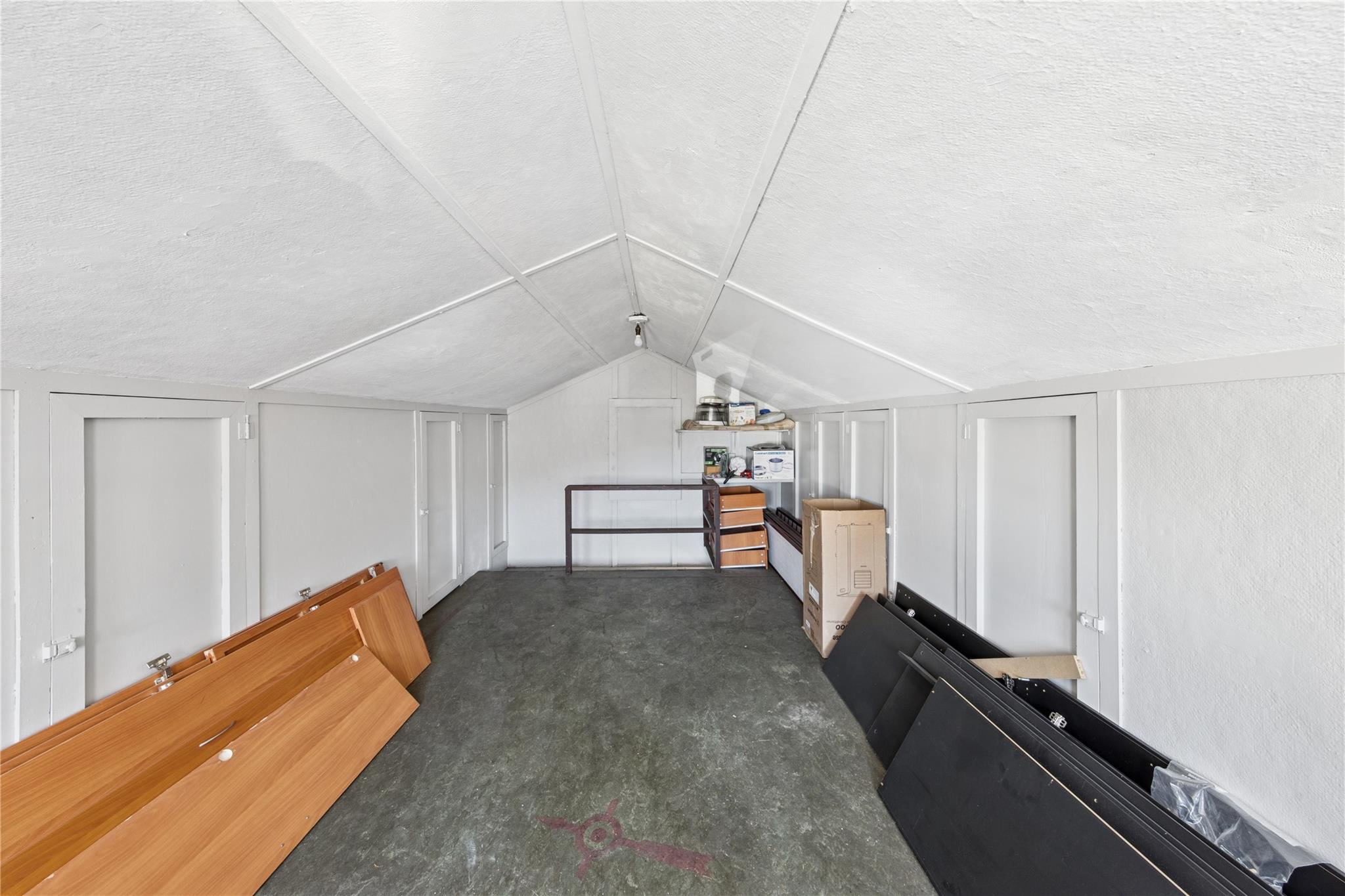 4 N 10th Street, New Hyde Park, New York image 45