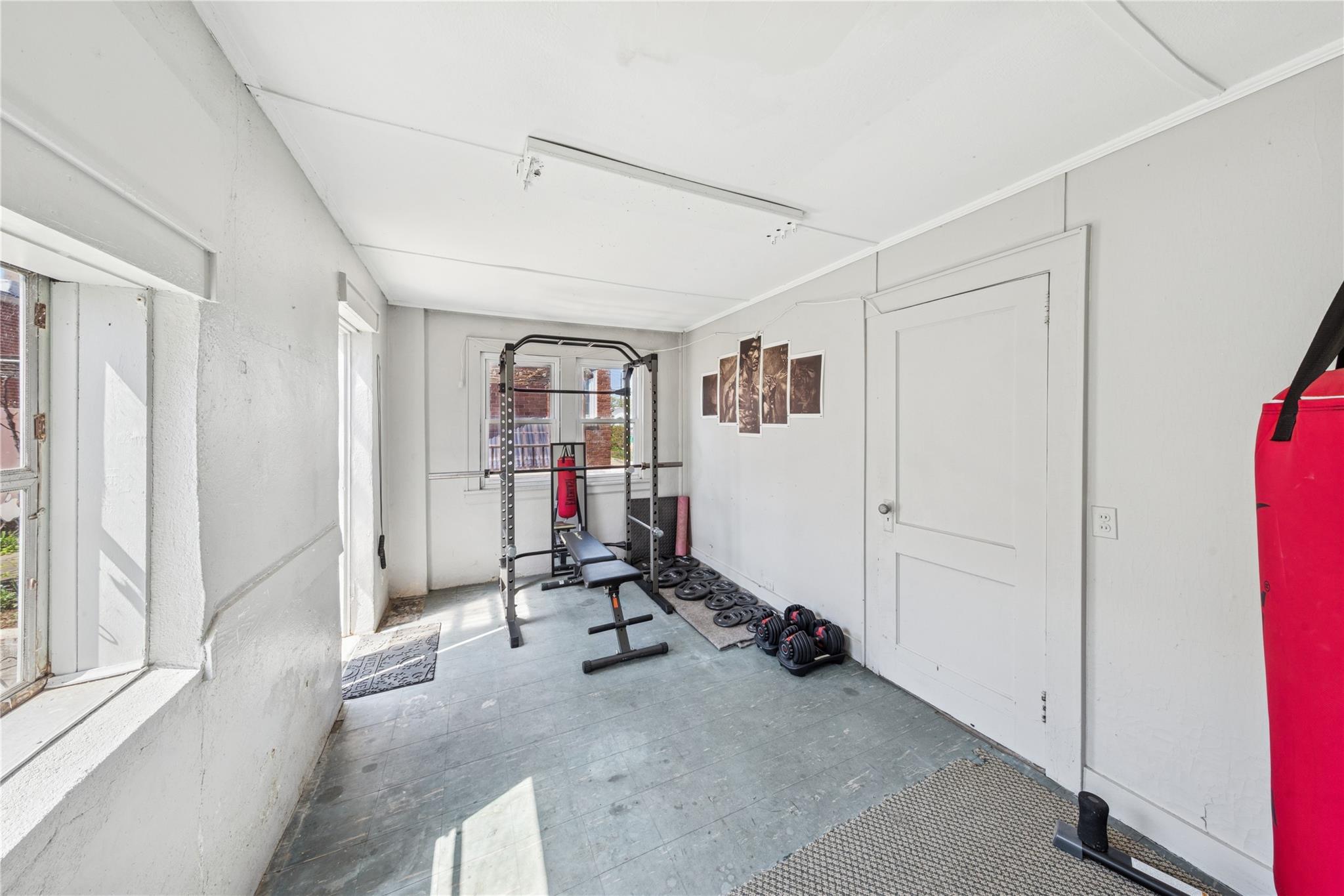 4 N 10th Street, New Hyde Park, New York image 43