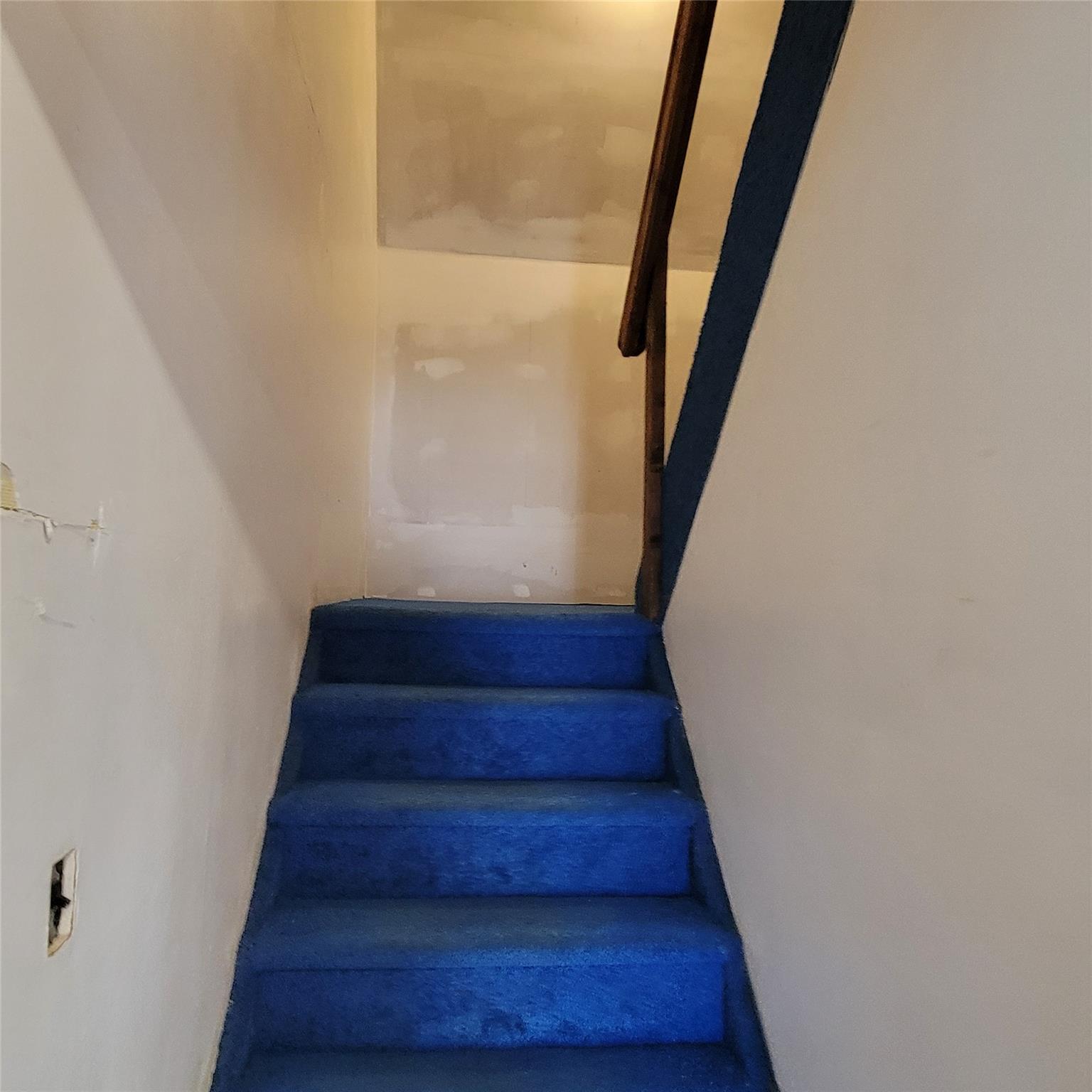 7 Mercadante Place, Glen Cove, New York image 8