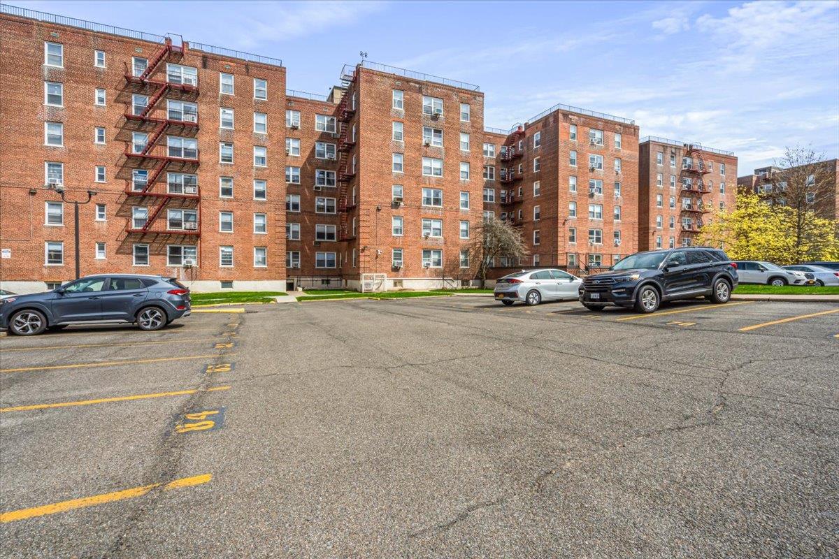 27-10 Parsons Boulevard #1F, Flushing, New York image 14