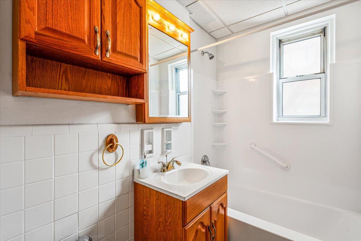 27-10 Parsons Boulevard #1F, Flushing, New York image 13