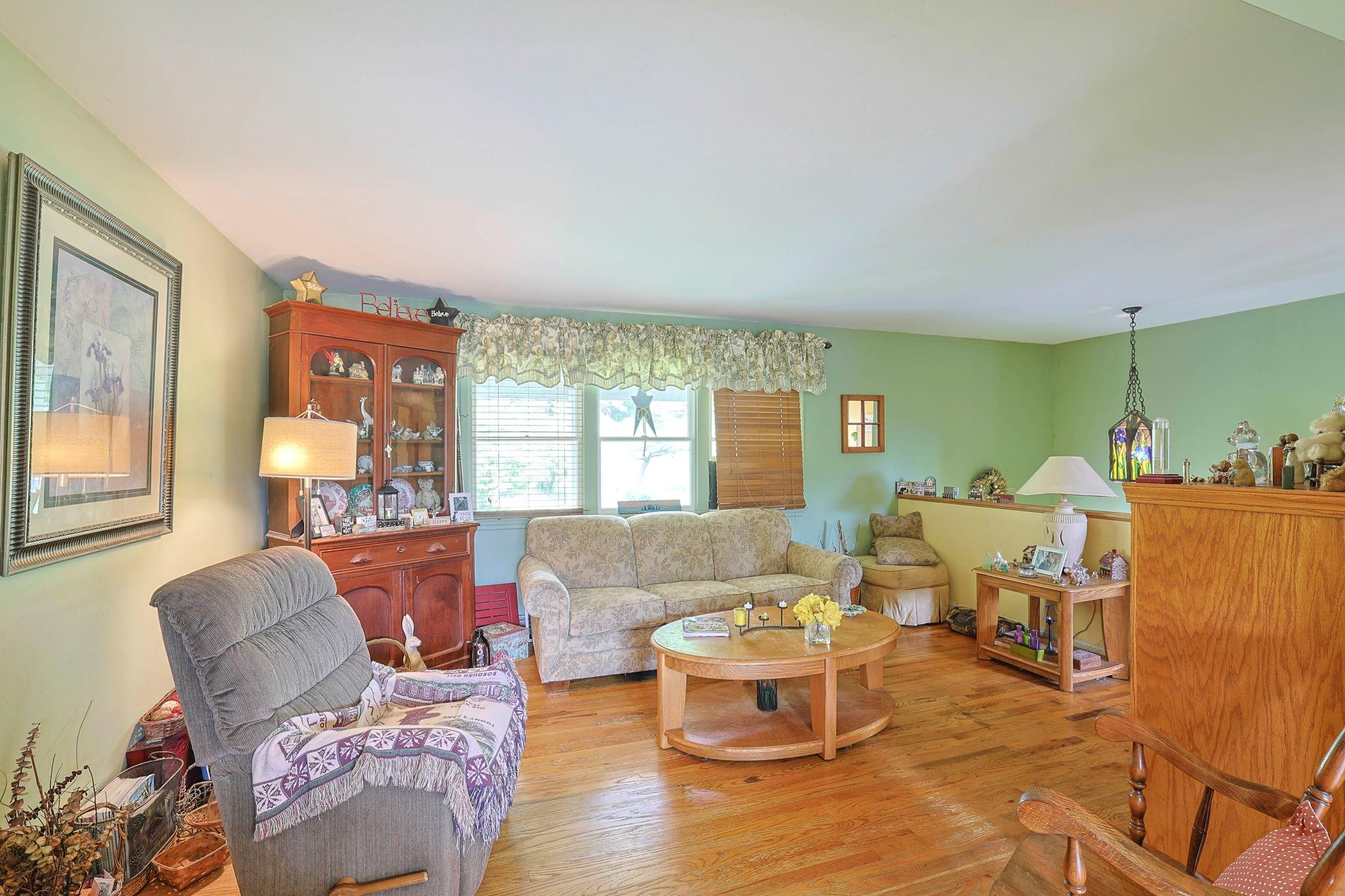 15 Hickory Hill Drive, Warwick, New York image 7