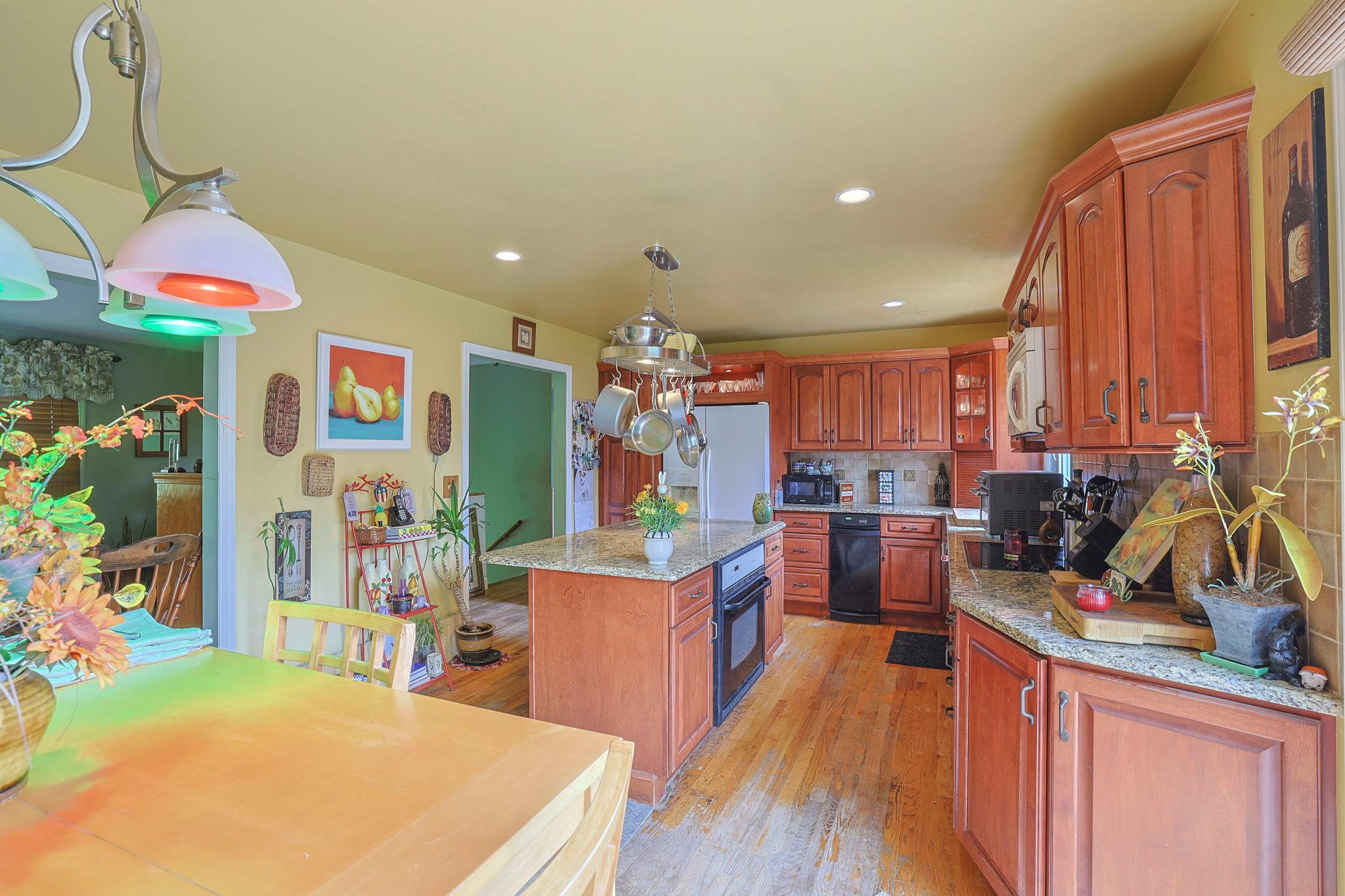 15 Hickory Hill Drive, Warwick, New York image 10