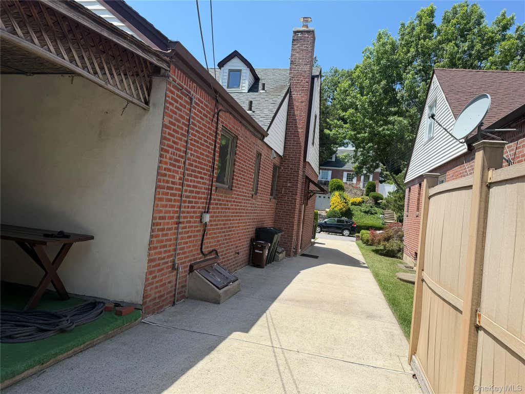 Photo of 20938 Whitehall Terrace, Queens Village, NY 11427 (MLS # 1022474)