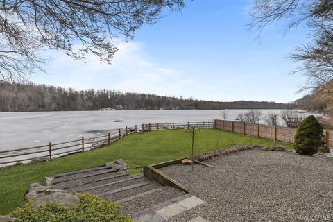 Tiny photo for 58 Twin Lakes Road, South Salem, NY 10590 (MLS # 973157)