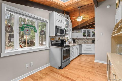 Tiny photo for 58 Twin Lakes Road, South Salem, NY 10590 (MLS # 973157)