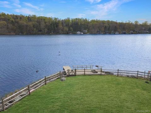Tiny photo for 58 Twin Lakes Road, South Salem, NY 10590 (MLS # 973157)