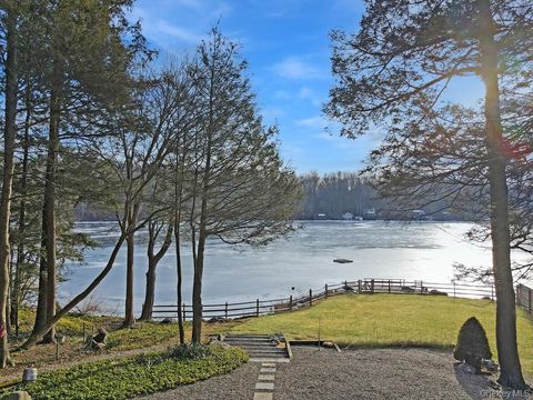 Tiny photo for 58 Twin Lakes Road, South Salem, NY 10590 (MLS # 973157)