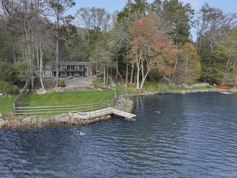 Photo for 58 Twin Lakes Road, South Salem, NY 10590 (MLS # 973157)