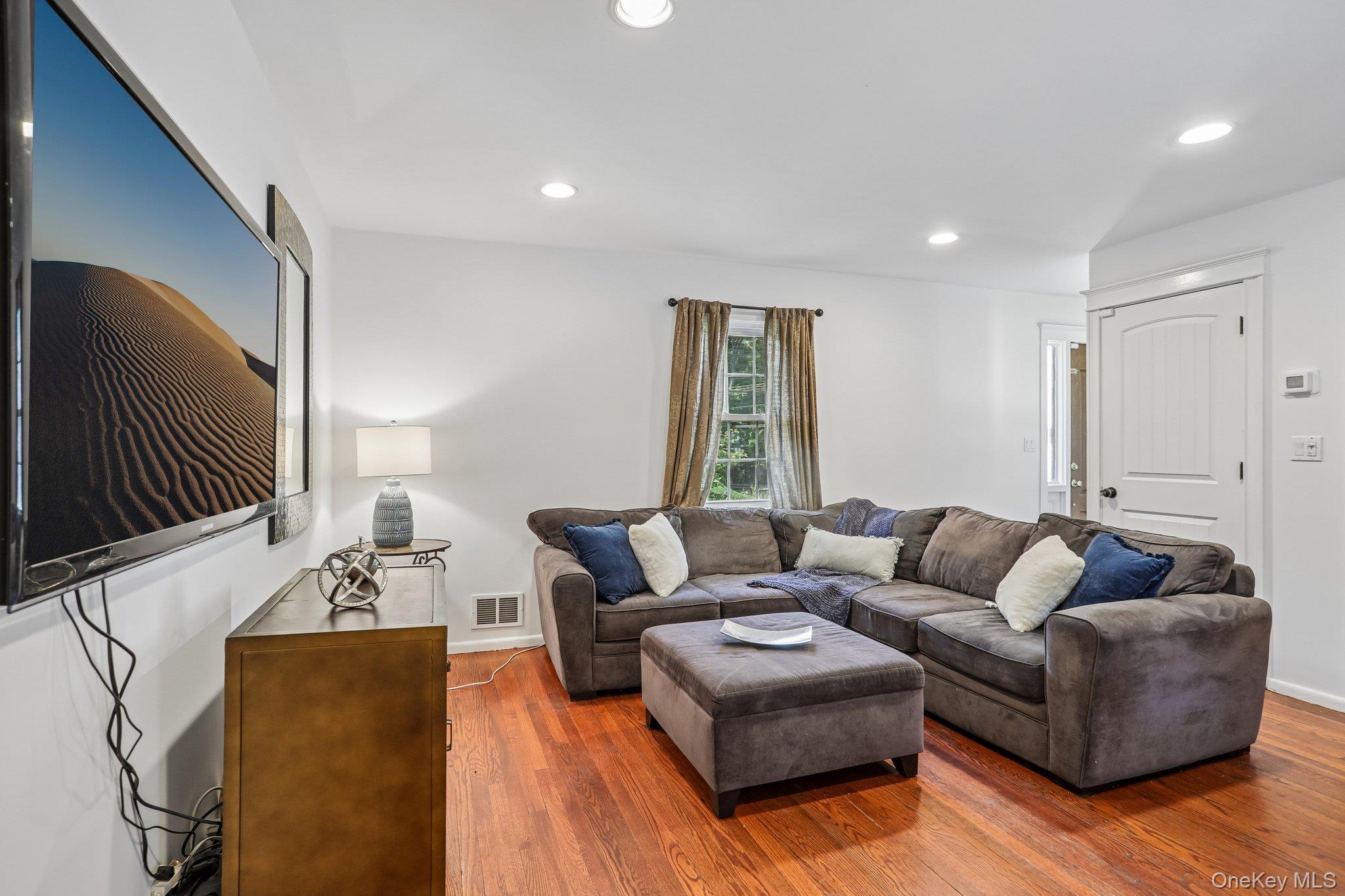 1 Brentwood Drive