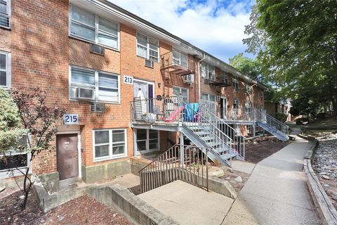 215 Kearsing Parkway Monsey NY 10952