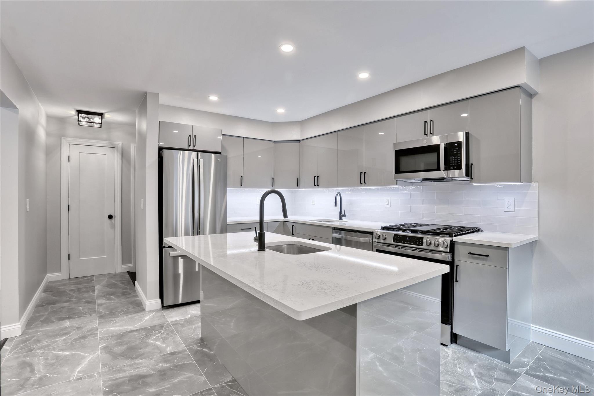 215 Kearsing Parkway