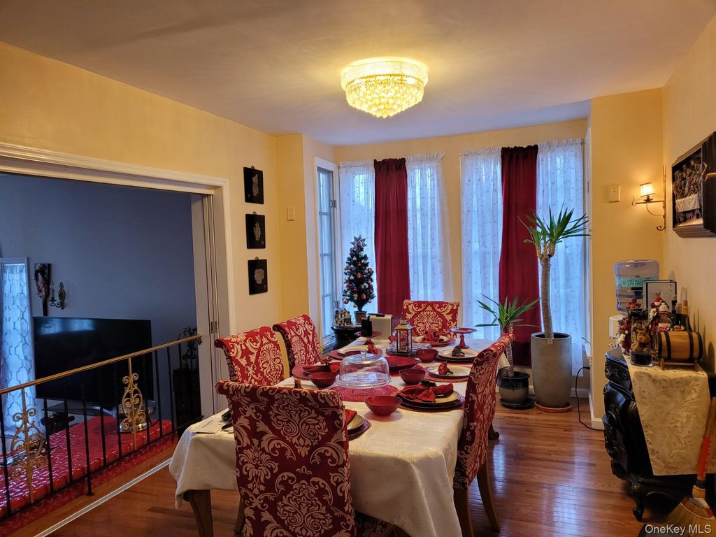 Photo of 16 Springhurst Park, Dobbs Ferry, NY 10522 (MLS # 1004035)