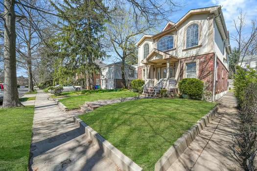 Property for Sale at Aberdeen Road, Jamaica Estates, Queens, NY - Bedrooms: 3 
Bathrooms: 3 
Rooms: 6  - $1,859,000