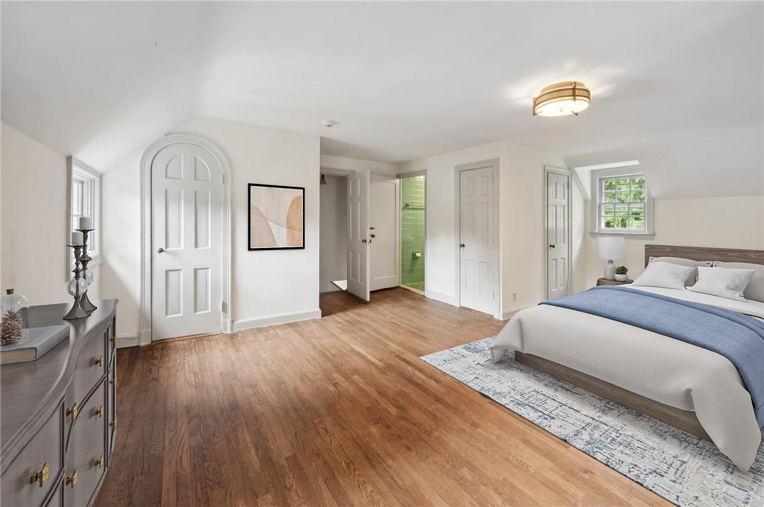 352 Pondfield Road, Bronxville, New York image 18