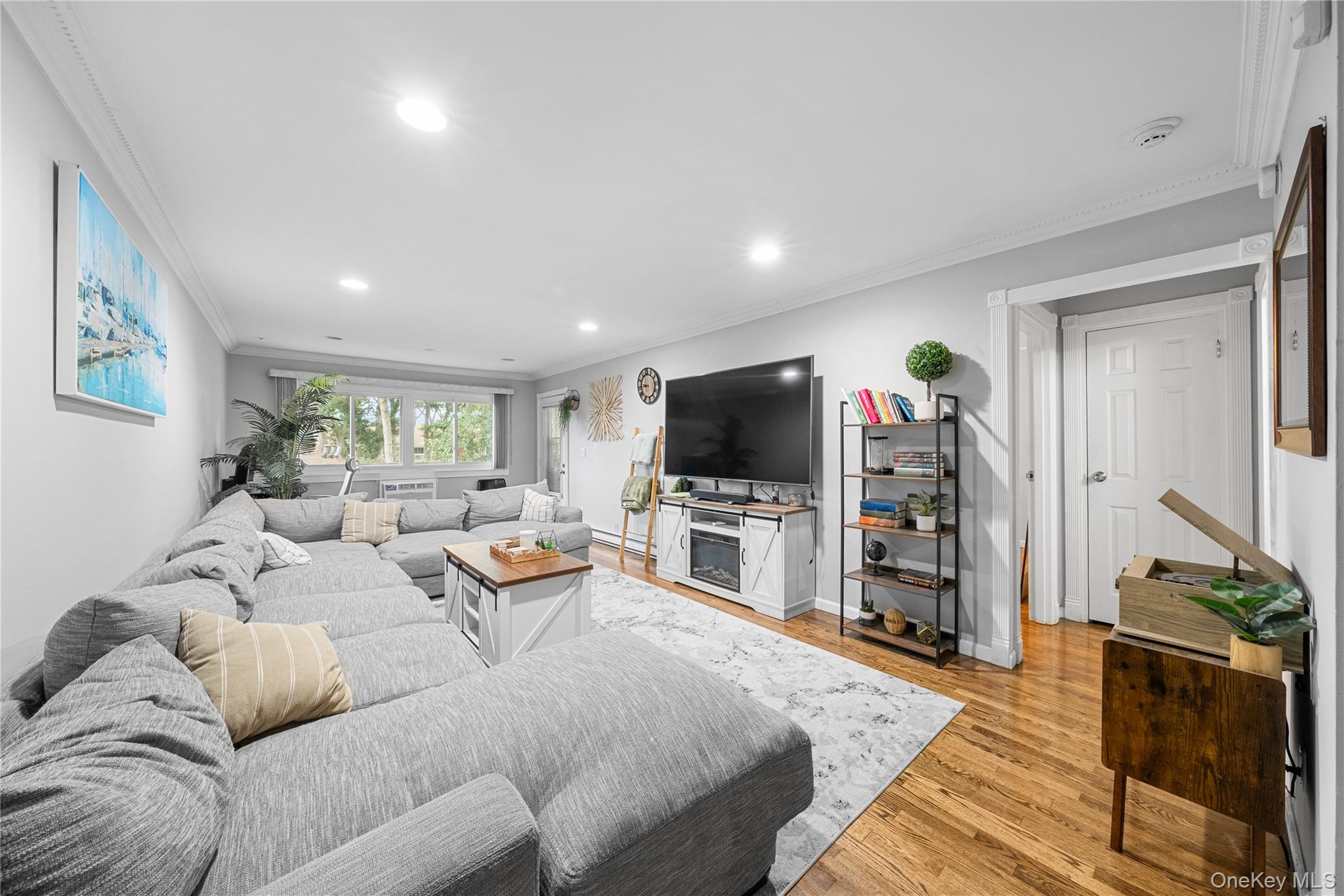 40 W 4th Street 60