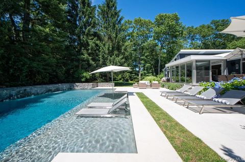 37 Scallop Avenue East Hampton NY 11937