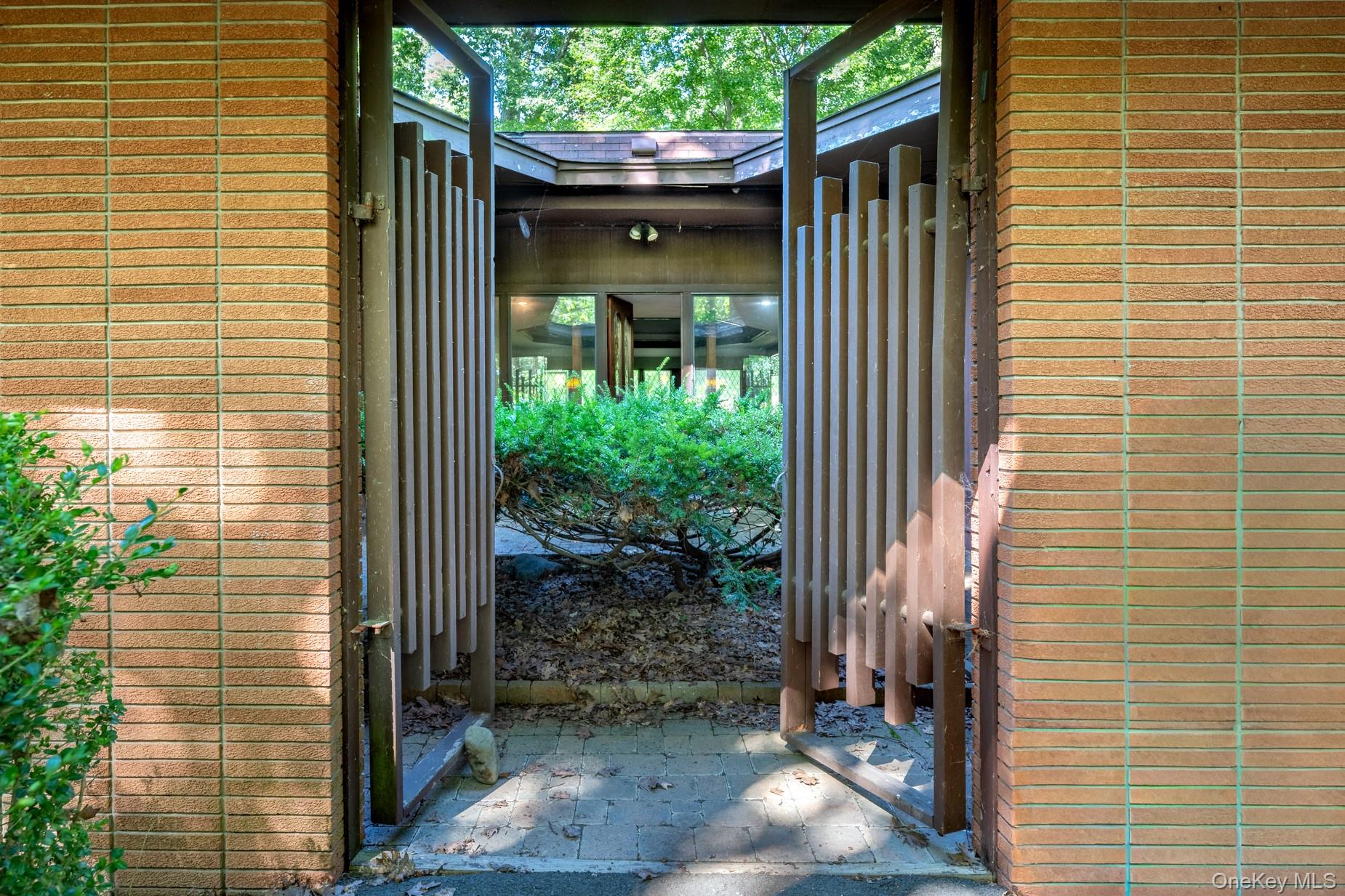 4 Linden Court