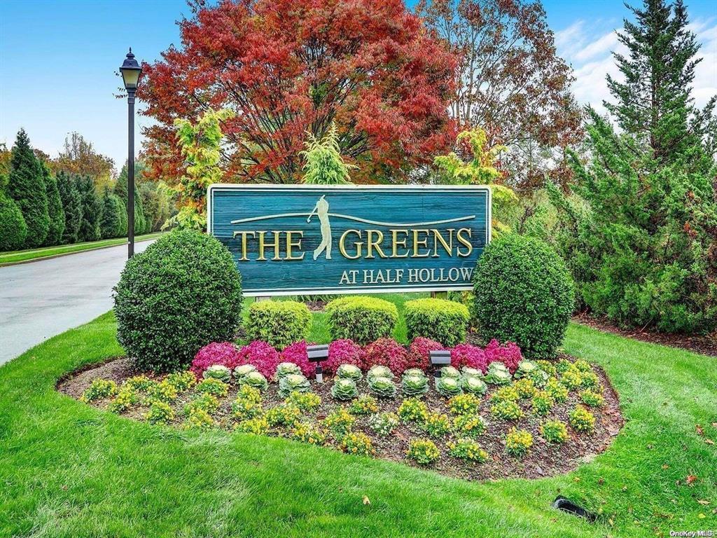 657 Balfour Place, Melville, New York image 27