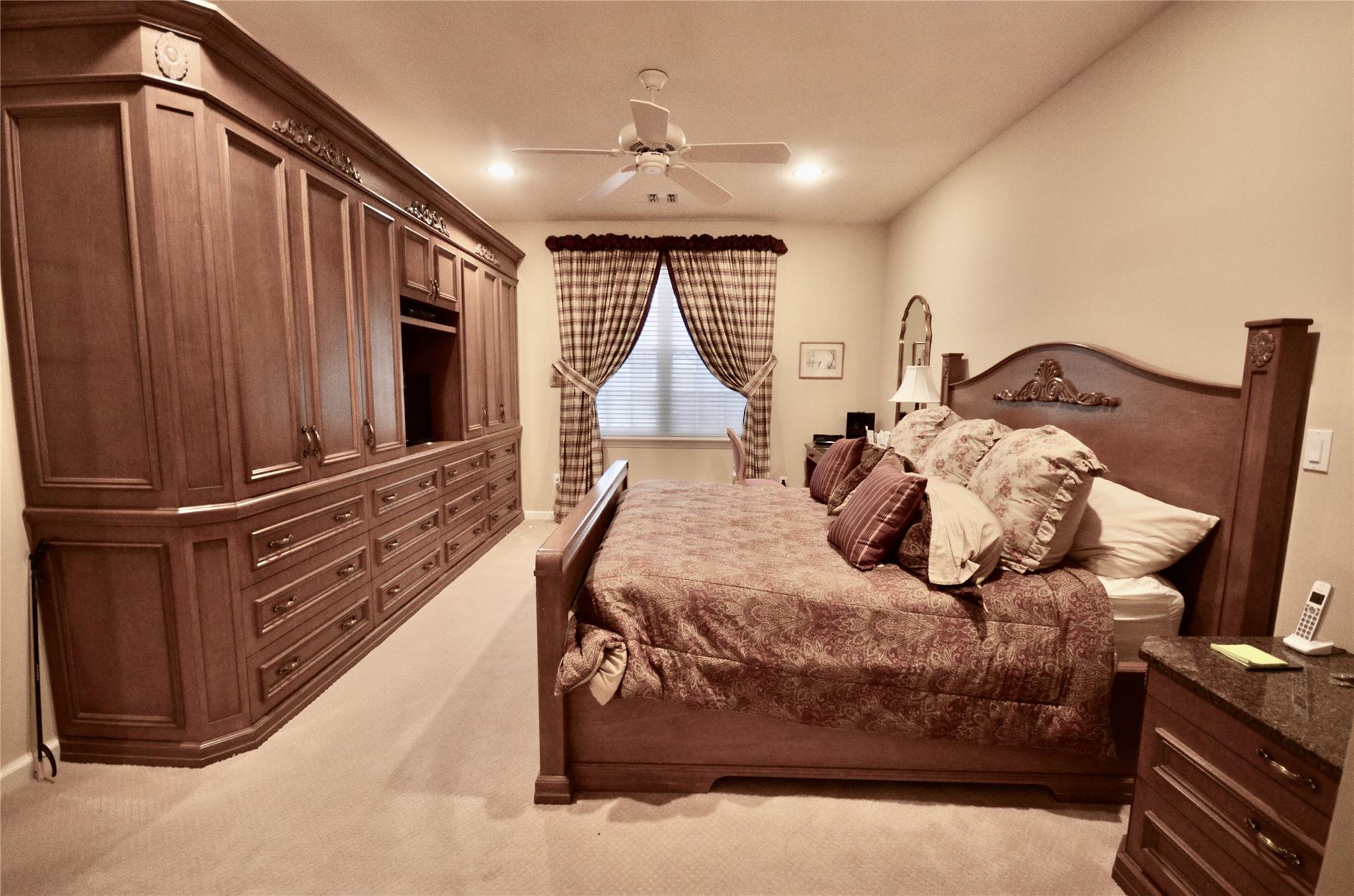 657 Balfour Place, Melville, New York image 10