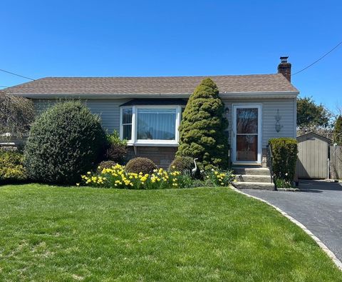 207 N 3rd Street Bethpage NY 11714