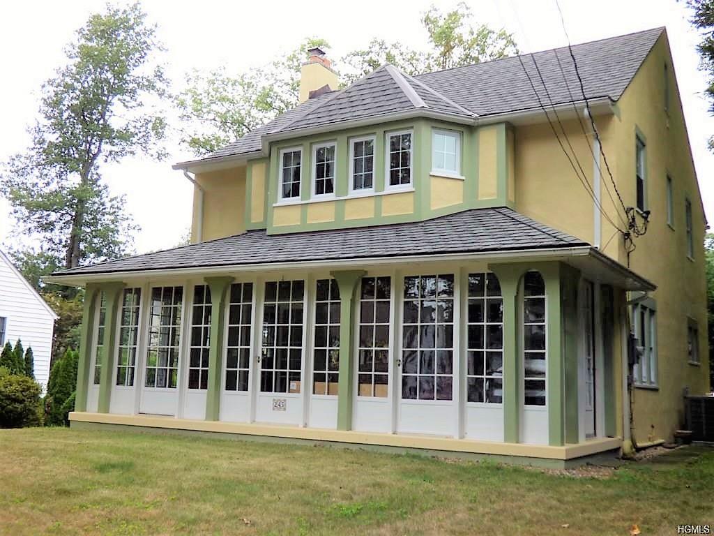 Rental Property at Madison Road, Scarsdale, New York - Bedrooms: 4 
Bathrooms: 2 
Rooms: 7  - $6,800 MO.