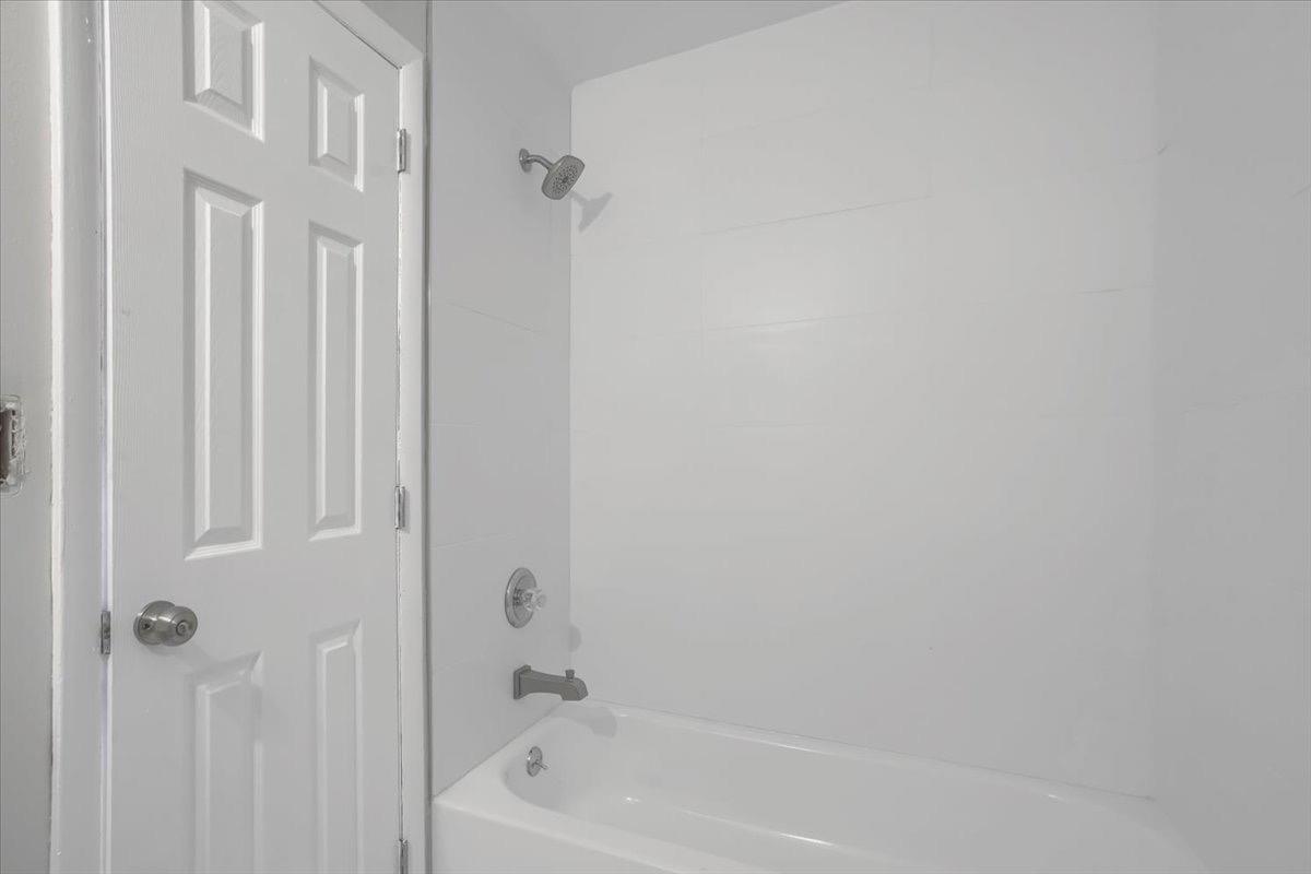 213 Concord Lane, Middletown, New York image 15
