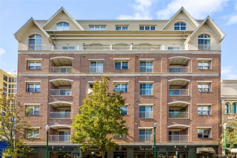 Condo For Rent - 543 Main Street #714<br/> Westchester County, New Rochelle, NY 10801