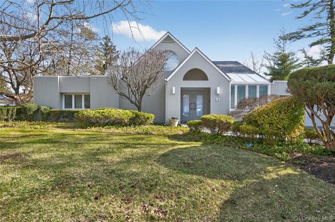Homes For Sale - 37 Shelter Lane<br/> Roslyn Heights, NY 11577