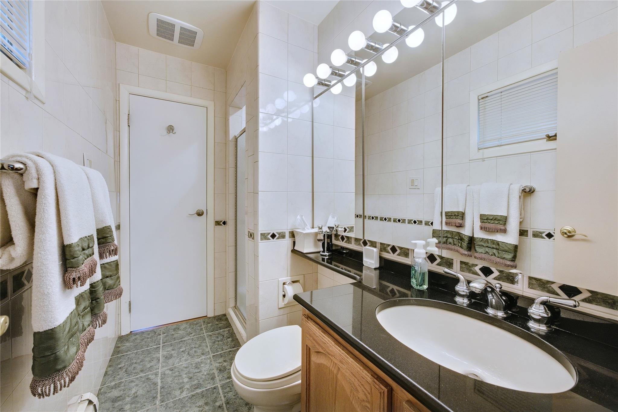 29 Cross Bow Lane, Commack, New York image 20