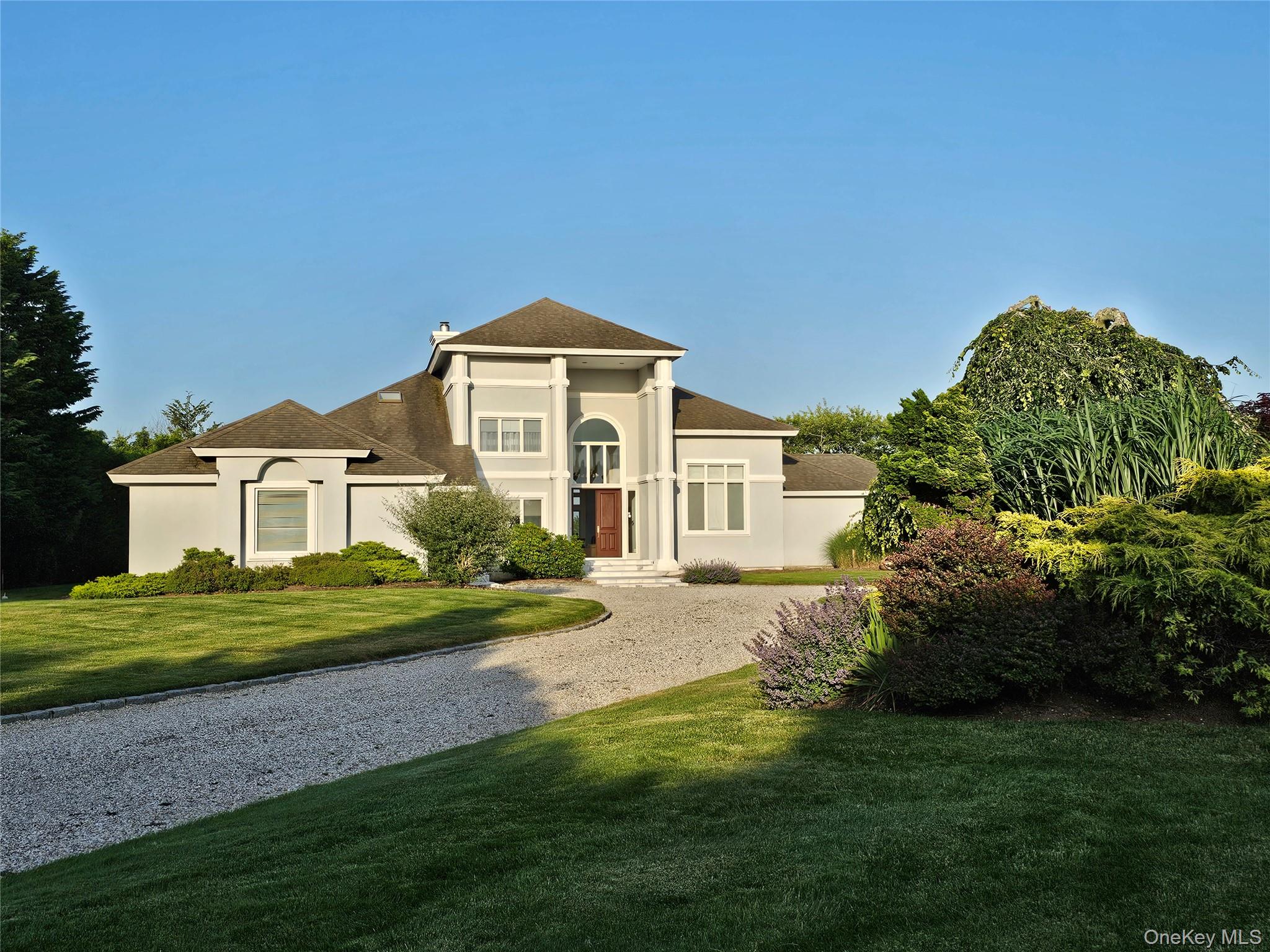 18 Pine Tree Lane