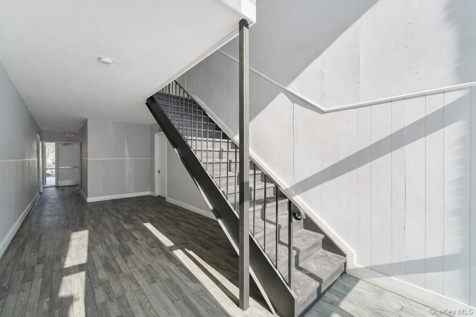 311 Old Country Road