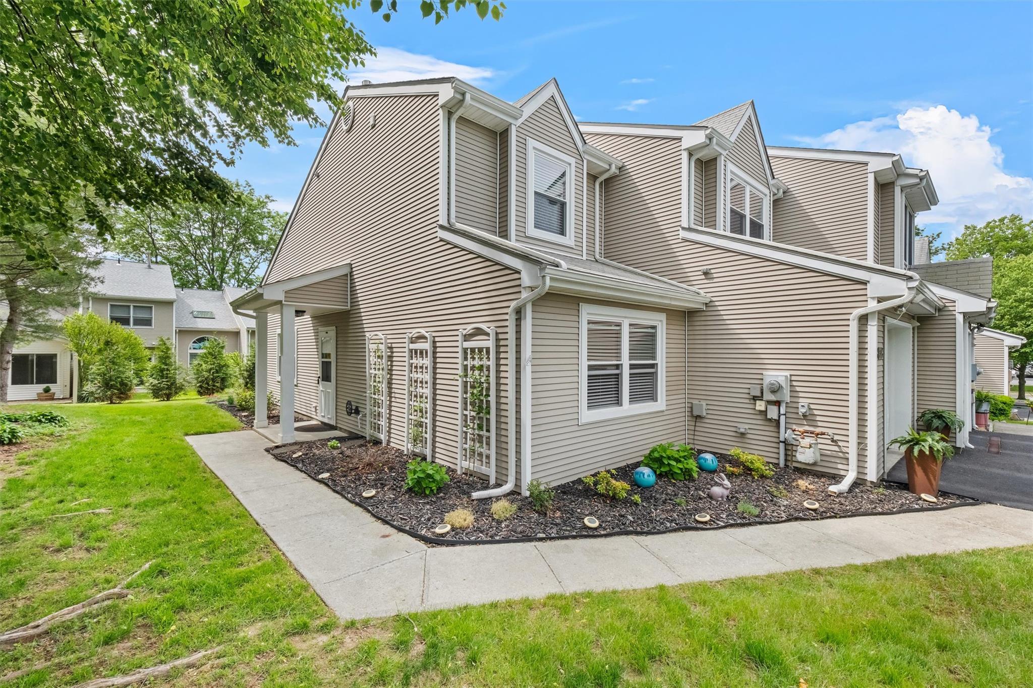 31 Deer Crossing Drive, Fishkill, New York image 2