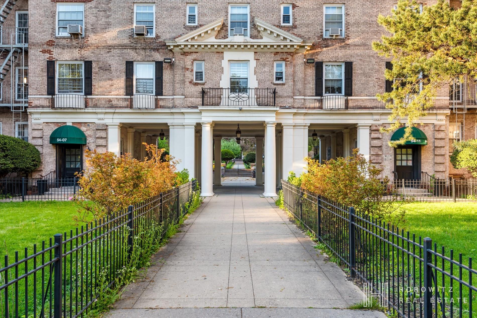 55-03 31st Avenue #C6K, Woodside, New York image 13