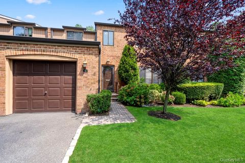 95 Windsor Gate Drive New Hyde Park NY 11040