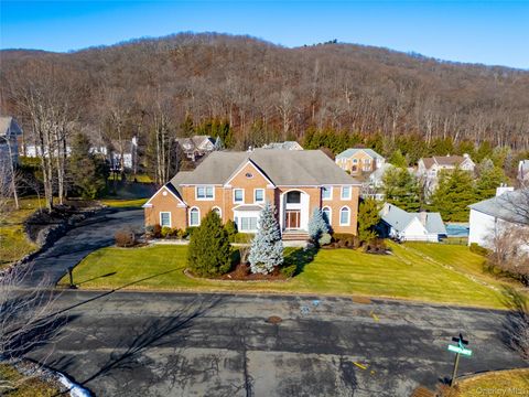 Apartment For Sale - 5 Beaver Pond Court<br/> Stony Point, NY 10980
