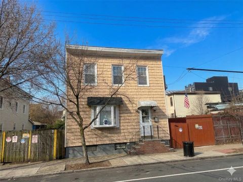 152 Miller Avenue Brooklyn NY 11207