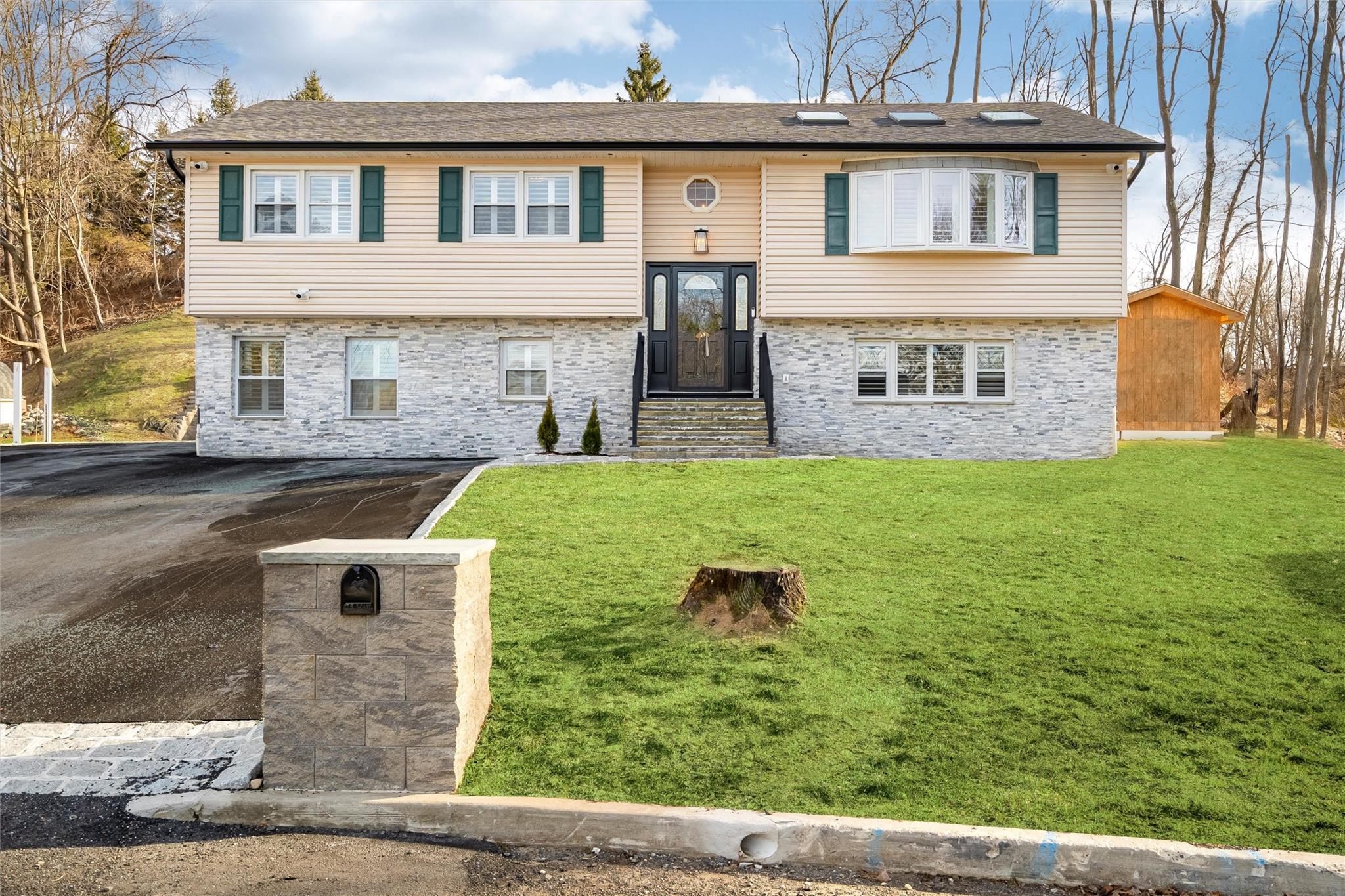 1 Wales Vista, Nanuet, New York image 2