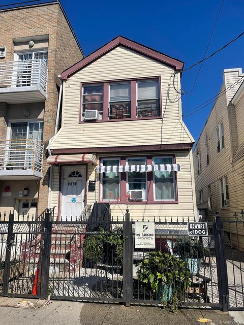 3517 109th Street Corona NY 11368