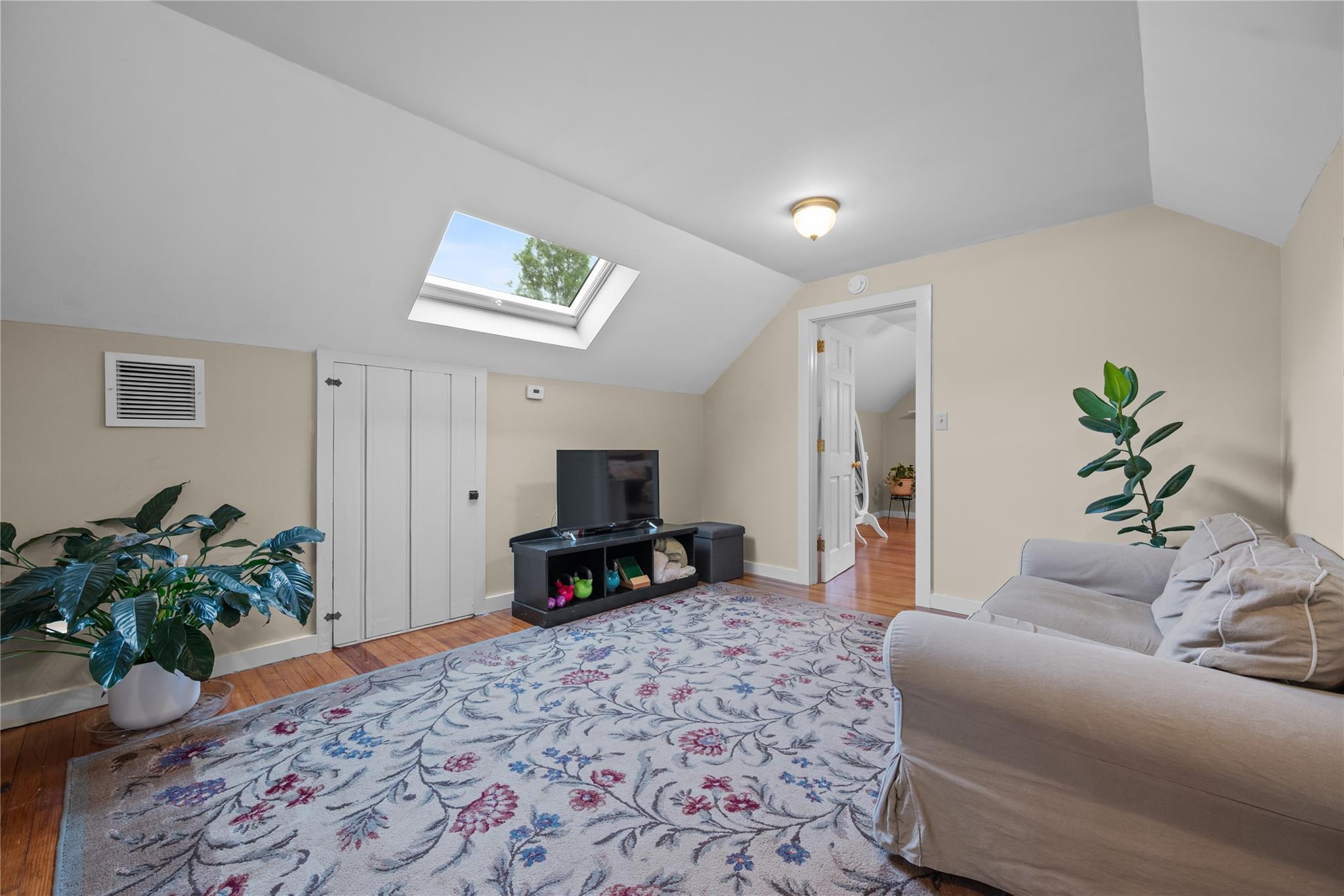 55 Midland Avenue, Central Valley, New York image 27